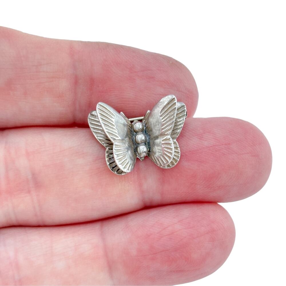 Vintage Sterling Silver 925 Butterfly Brooch Pin with Engraved Wings